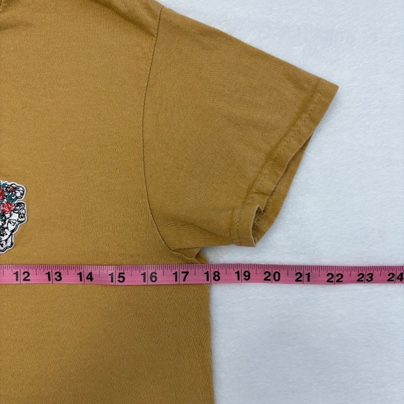 Retrofit Rose Head Patch T-Shirt, Short Sleeves, Tan/Mustard/Yellowish, Small - Picture 8 of 11